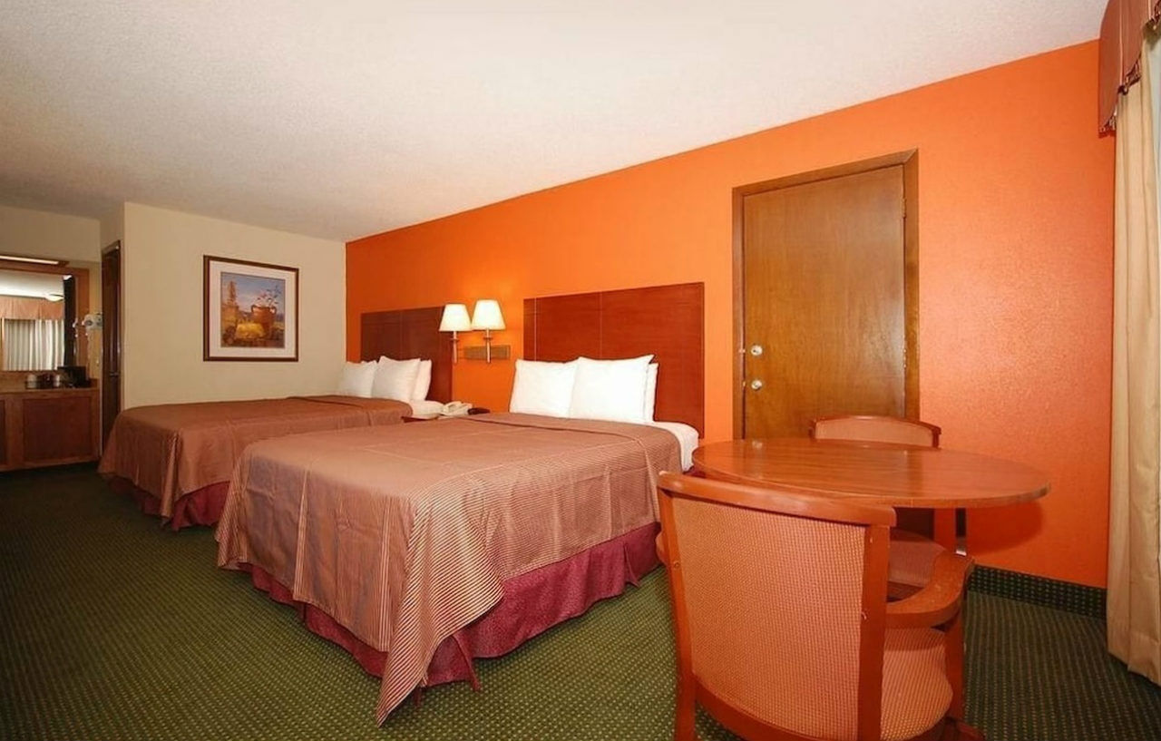 Best Western Montis Inn Сент-Роберт Екстер'єр фото
